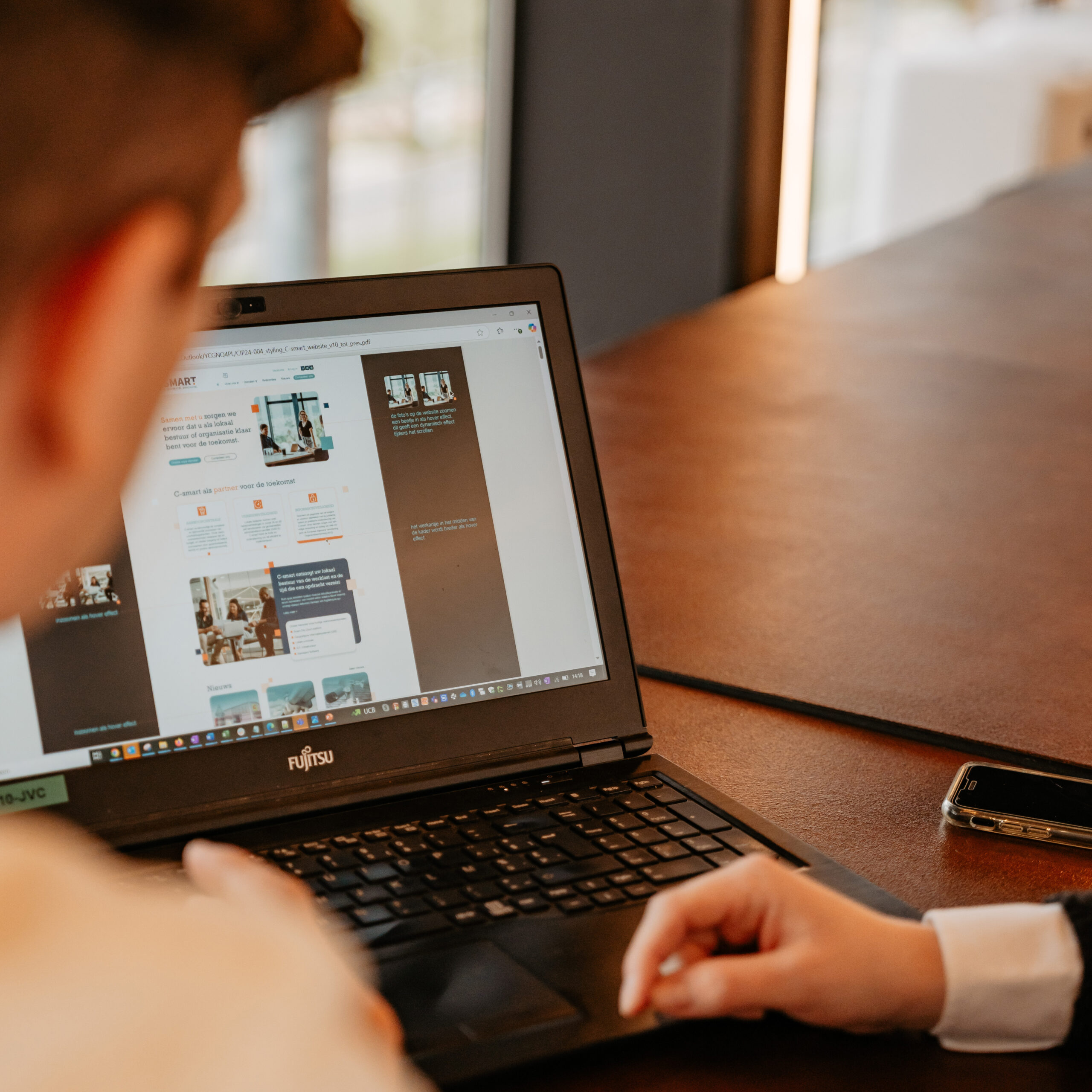 C-smart stockfoto's